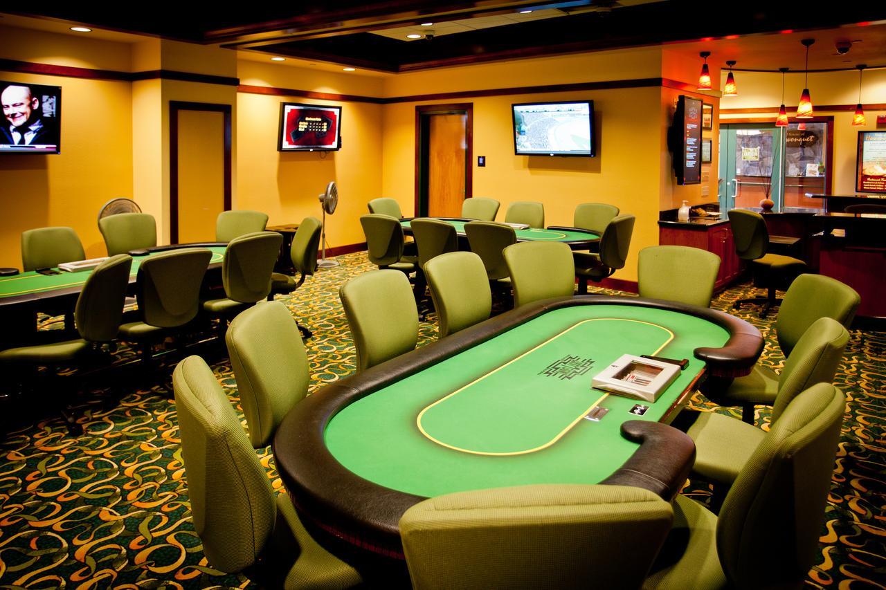 Lucky 7 Casino & 4* Smith River